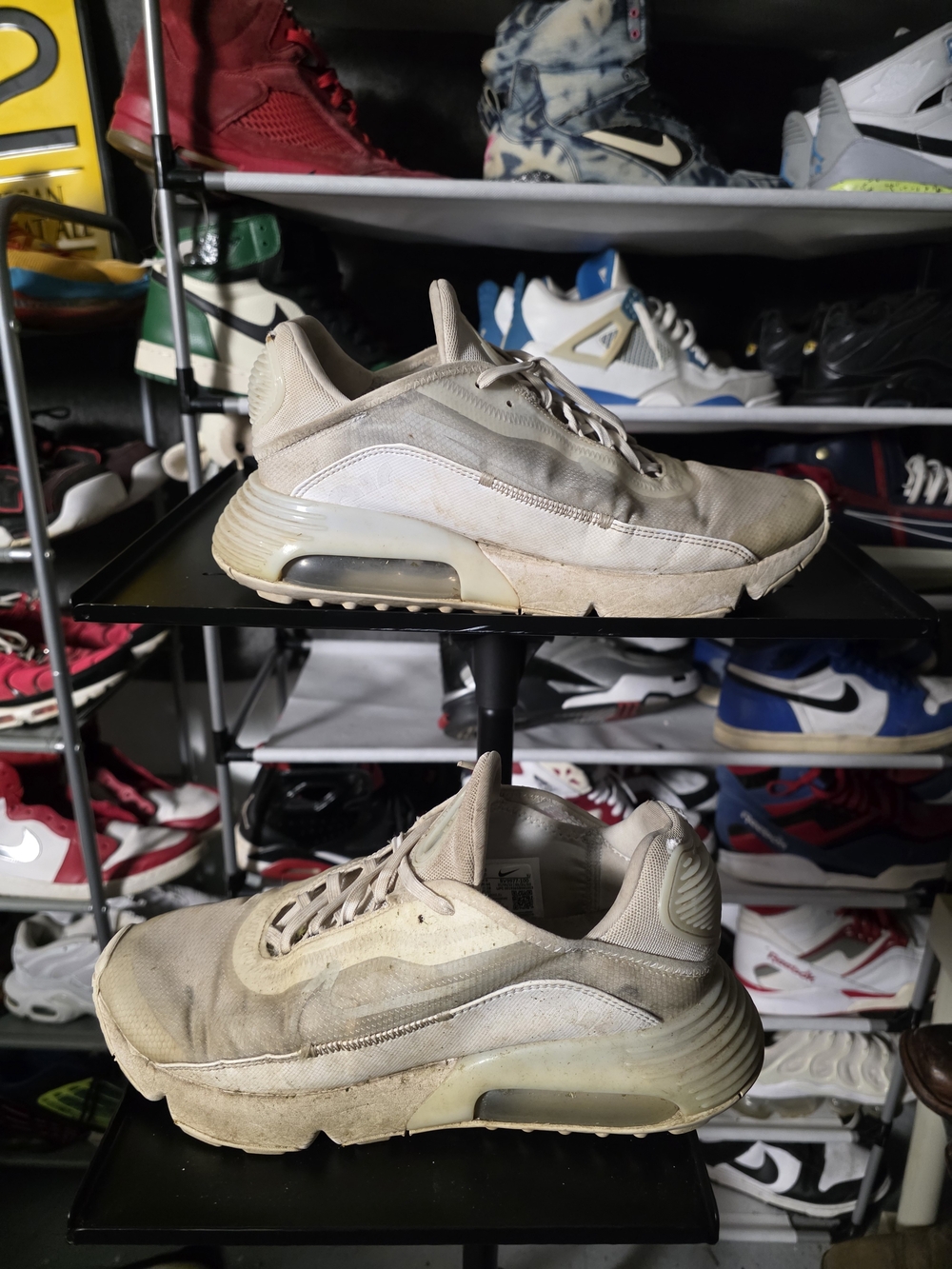 🔥 Nike 2090 Air Max Men’s Size 10 White Tan Casual Athletic Sneakers